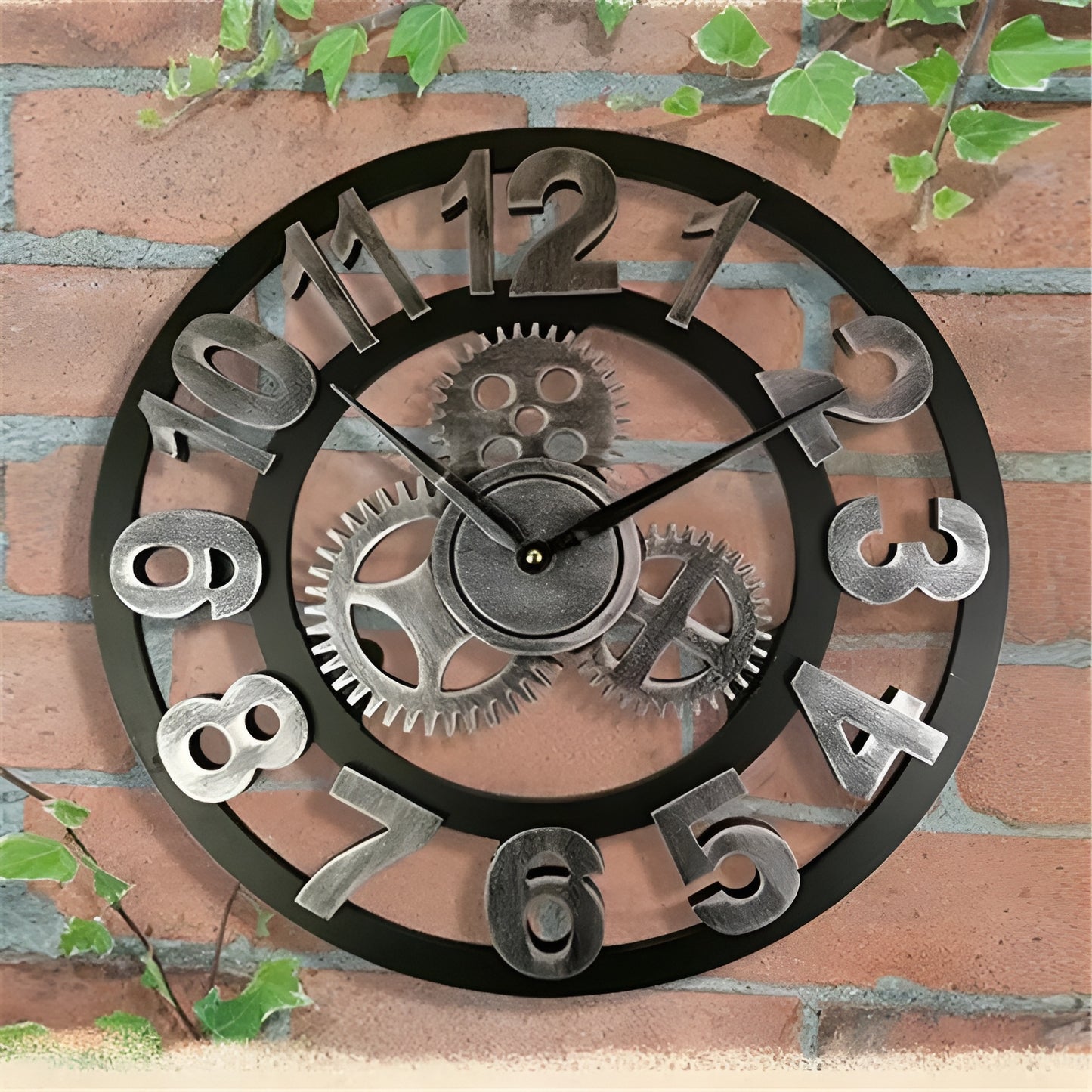 GearSphere Wanduhr im Zahnraddesign