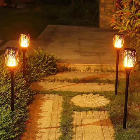 Magische Solar Gartenfackel mit Flammeneffekt – Wetterfest und Energiesparend für Bezaubernde Außenbeleuchtung-3