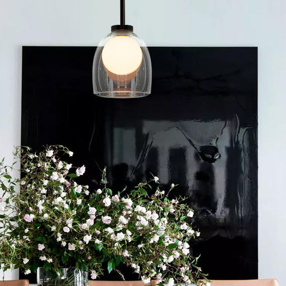 Elegante Pendelleuchte aus Glas mit Metallrahmen | Moderne Hängeleuchte für Esszimmer und Wohnbereich – G9 Leuchtmittel, D18 x H20 cm-4