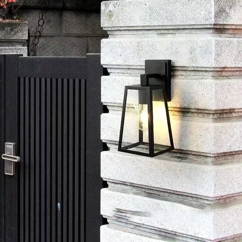 LuminaEdge | Zeitgenössische Balkonleuchte