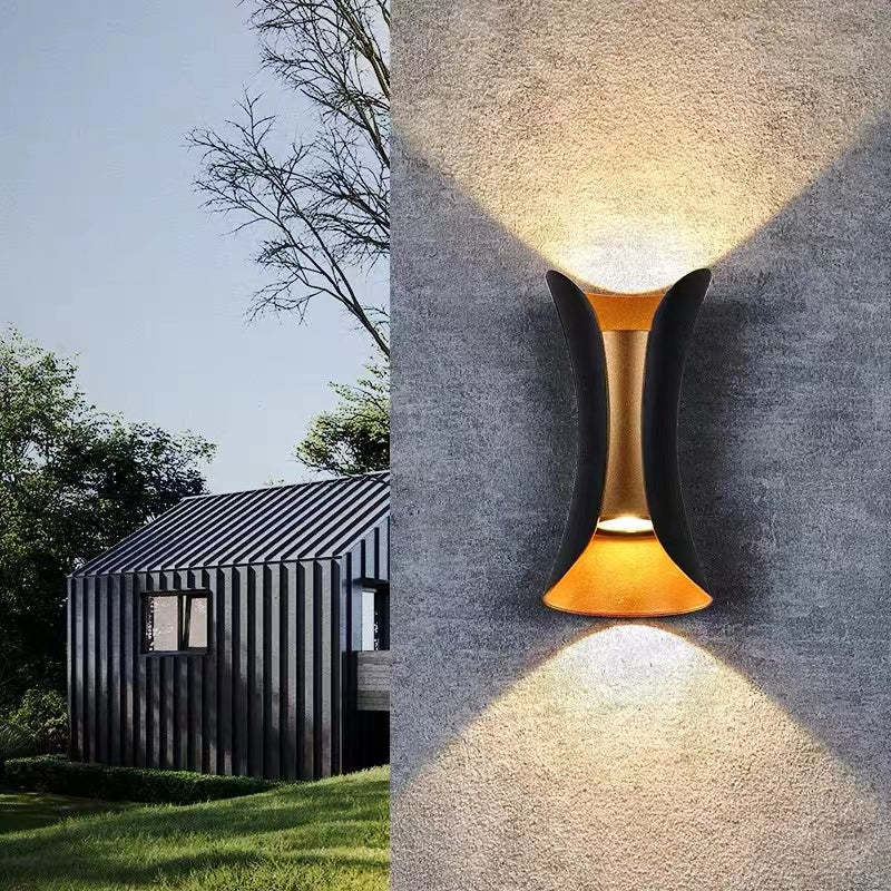 Elegante Wasserdichte LED Wandleuchte Außen aus Aluminium | Energieeffiziente Beleuchtung für Terrassen und Veranden-1