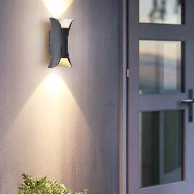 Elegante Wasserdichte LED Wandleuchte Außen aus Aluminium | Energieeffiziente Beleuchtung für Terrassen und Veranden-5