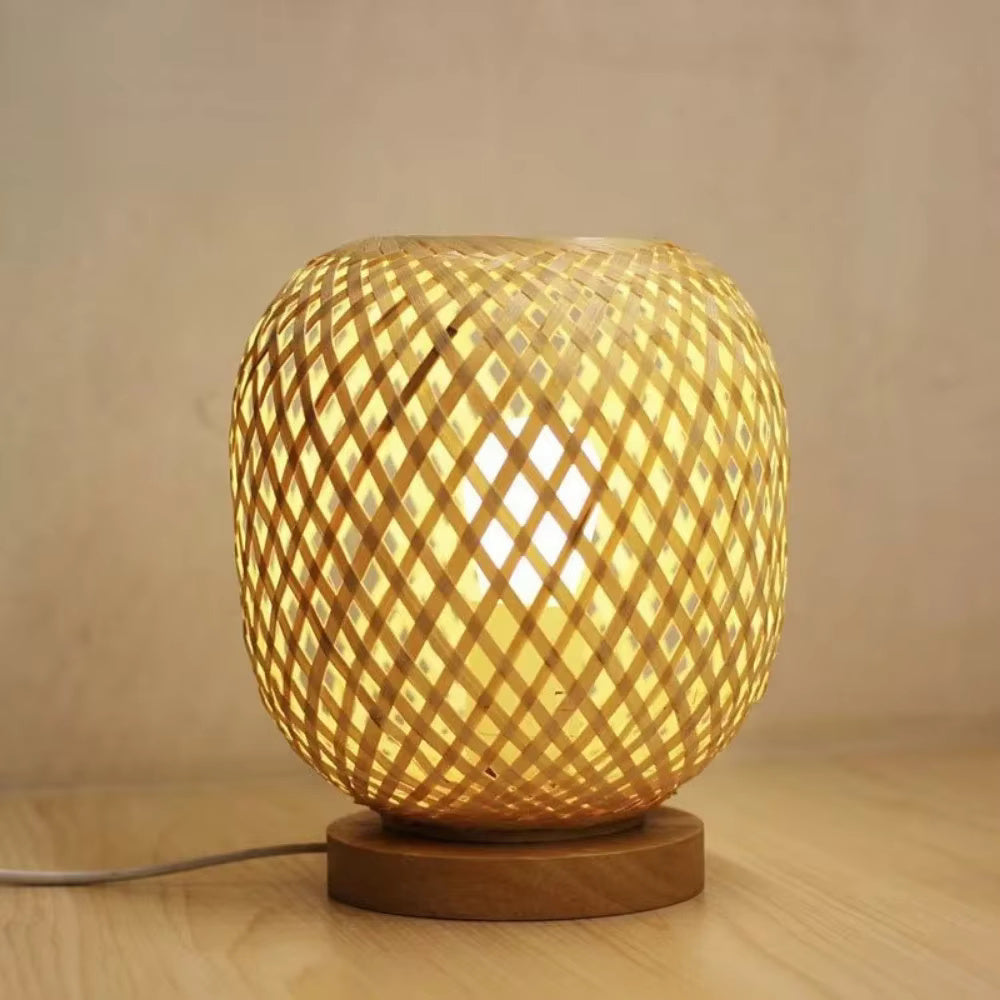 LoomLight | Bambus-Tischleuchte – Nachhaltiges Design mit warmem Licht