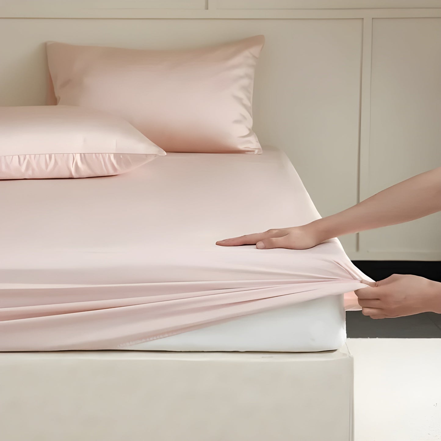 CelesteSilk | Rutschfestes Spannbettlaken 180x200 aus Seide 4