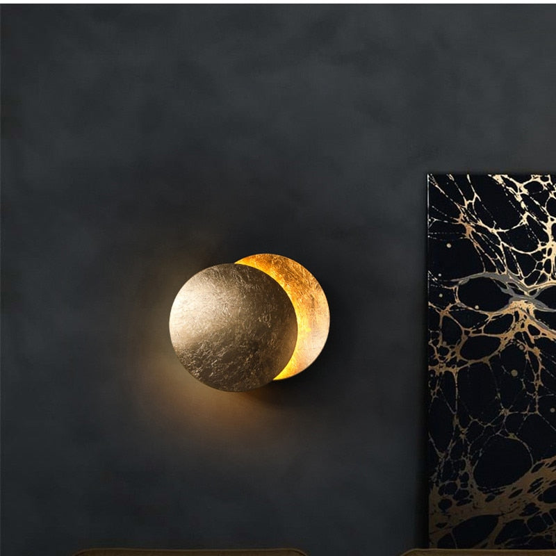 Eclipselampe | Wandleuchte mit Drehbaren Goldenen Scheiben 1