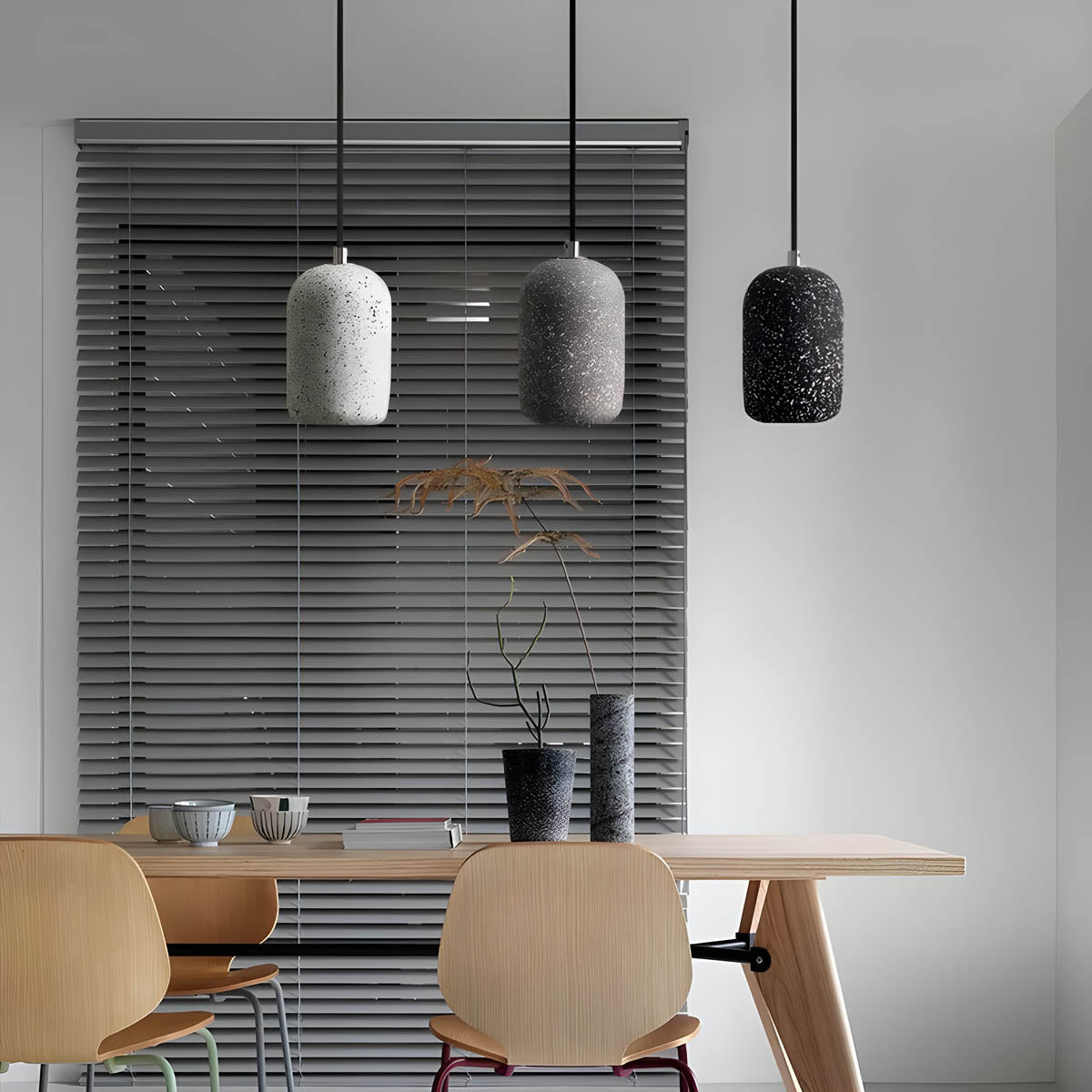 Industrielle Pendelleuchte aus Eisen | Moderne Hängelampe schwarz für Esszimmer – 16 cm Durchmesser, LED Leuchte, Knopf-Schalter-3