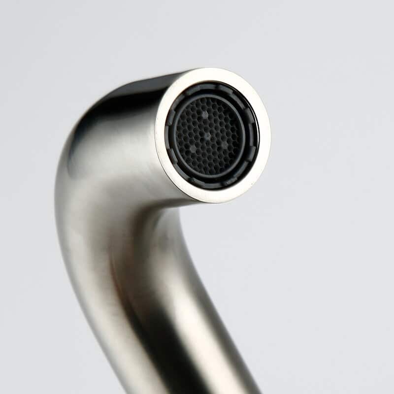 Forma | Wandmontage Waschbeckenmischer aus Messing mit 360° Drehbarkeit 4