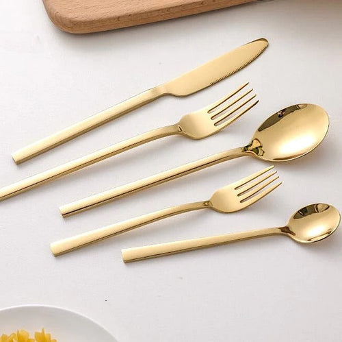 Goldenes Besteckset 30-teilig | Elegantes Edelstahlbesteck 0