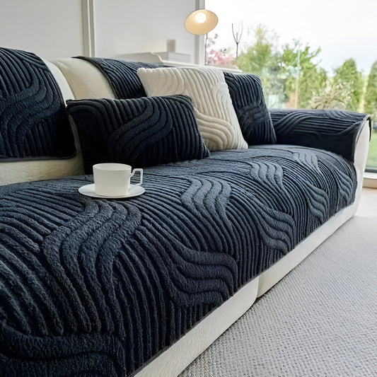 CushShield | Rutschfester Sofabezug aus Samt für 2-4-Sitzer 1