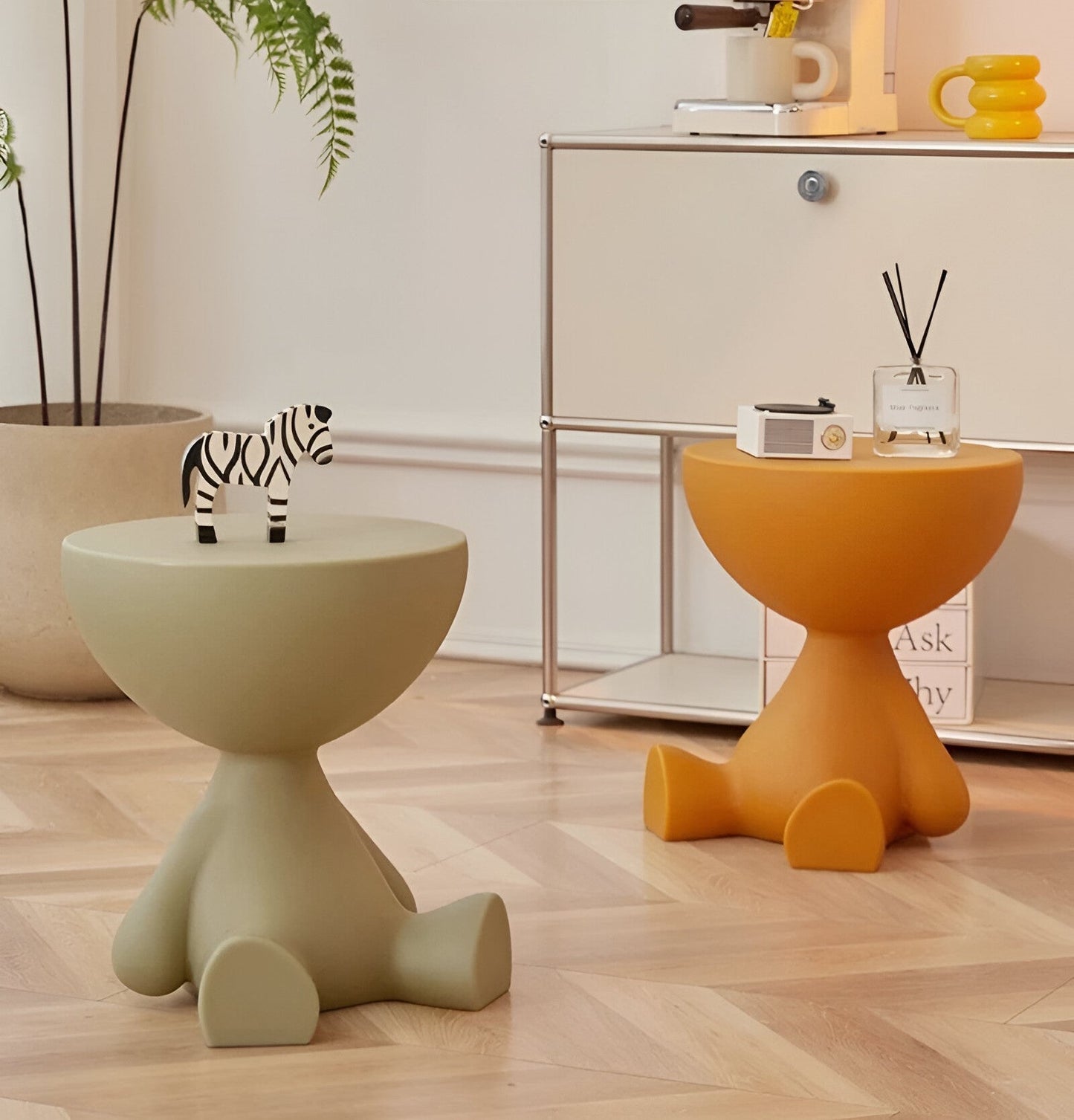 Kreativer Runder Beistelltisch in Creme – Multifunktionaler Kunststofftisch für Ihr Zuhause-4