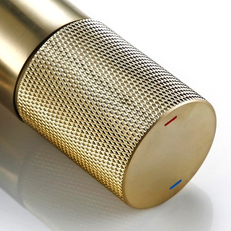 KOMVOS Gekartelte Einhebelmischbatterie | Küchenarmatur 2