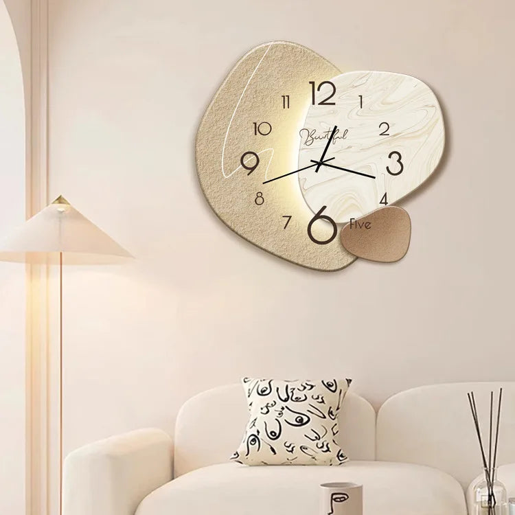 LuxeTick | Moderne Wanduhr Hingucker für Elegante Räume 0