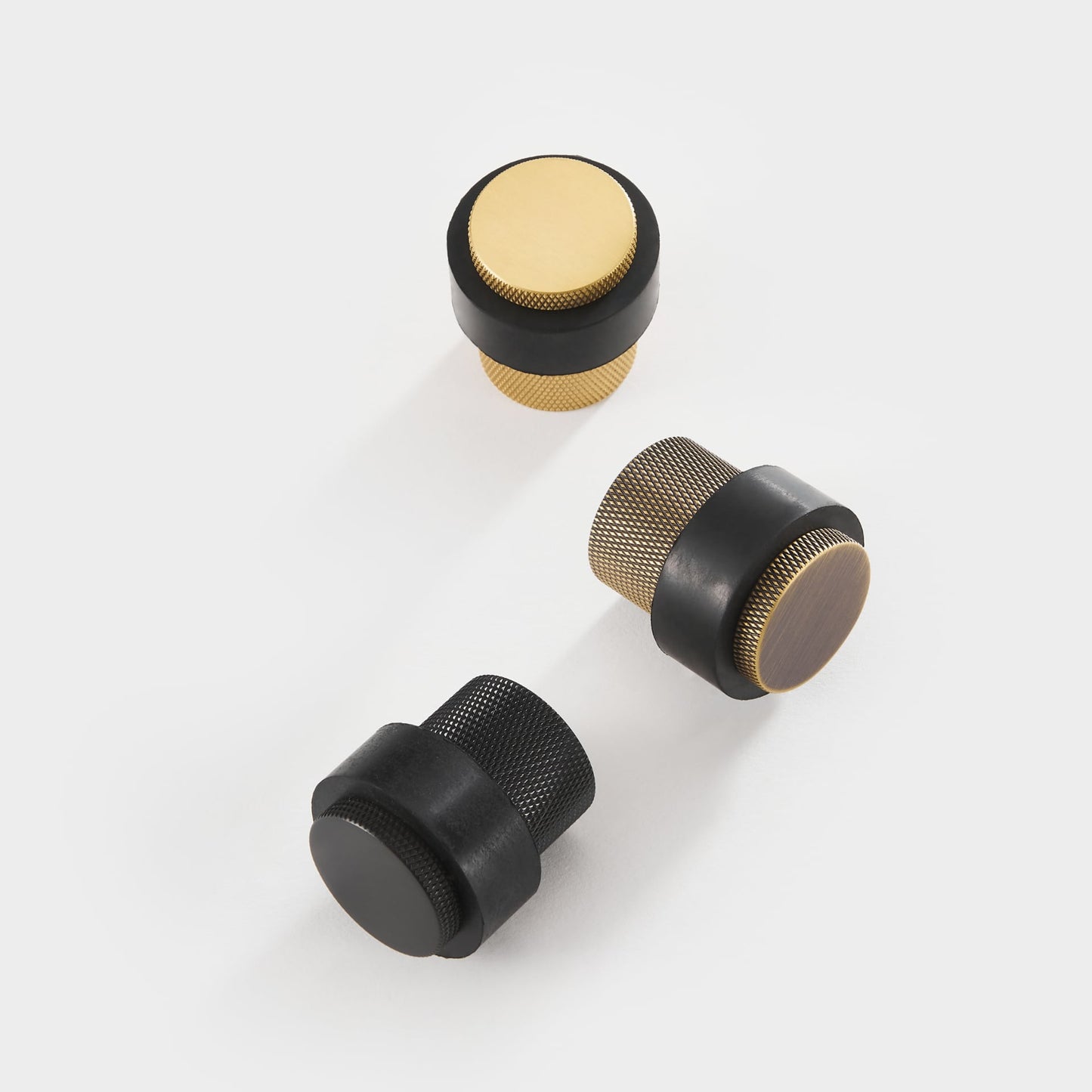 TELOS | Türstopper Boden aus massivem Messing 4