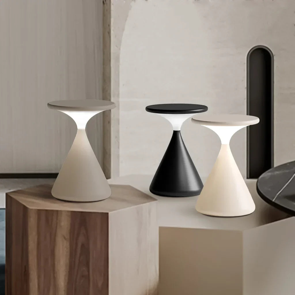 Aeron Hourglass Akku Tischleuchte | Dimmbare LED Tischlampe Ohne Kabel, Elegantes Design für Wohnzimmer und Büro, Mattweiß-2