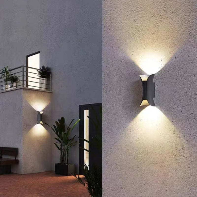Elegante Wasserdichte LED Wandleuchte Außen aus Aluminium | Energieeffiziente Beleuchtung für Terrassen und Veranden-3