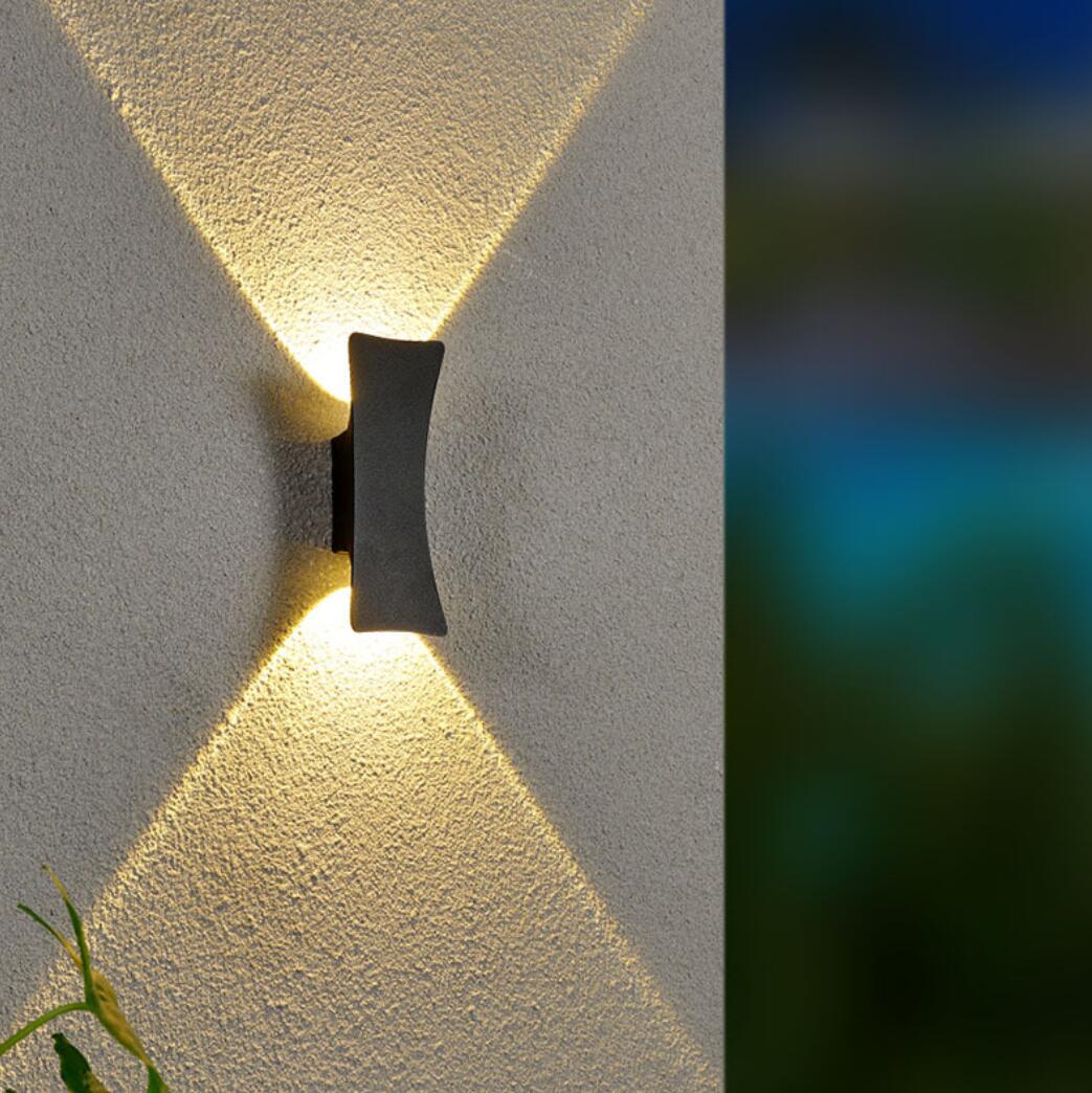 Elegante Außenwandleuchte aus Aluminium | IP65 Wasserdicht, Warmweißes LED-Licht, Oval 24cm x 10cm & Rechteck 25cm x 10cm-4
