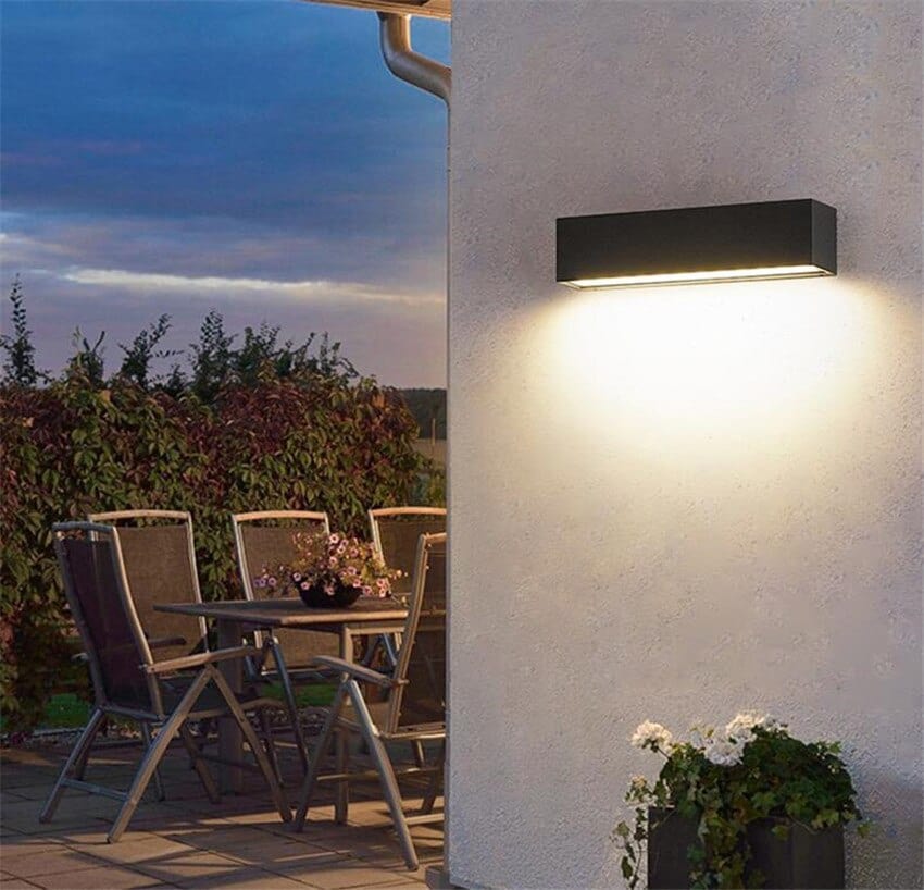 Leuchtende Bar-Wandleuchte | Außenwandleuchte für Terrasse und Garten 2