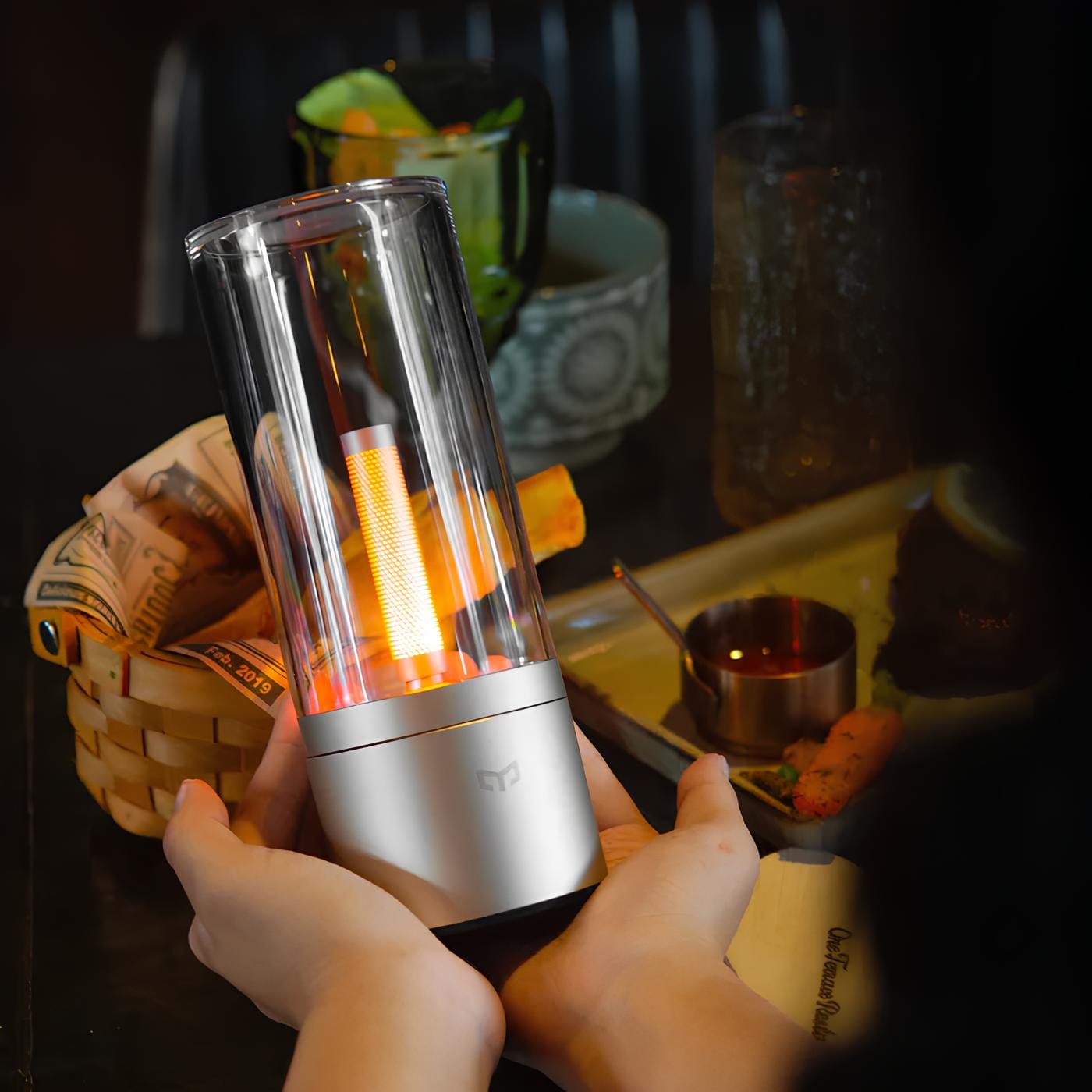 Elegante Akku Tischleuchte | Dimmbar Glasrohrlampe 1