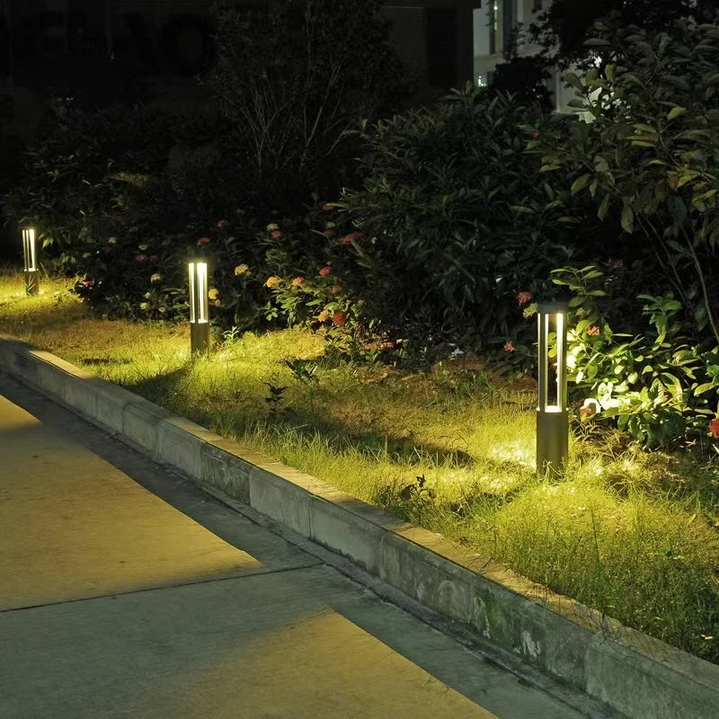 VillaRay | Moderne LED-Rasenlampe aus Aluminium