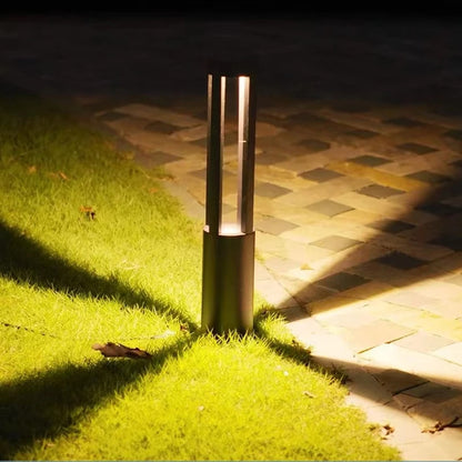 VillaRay | Moderne LED-Rasenlampe aus Aluminium