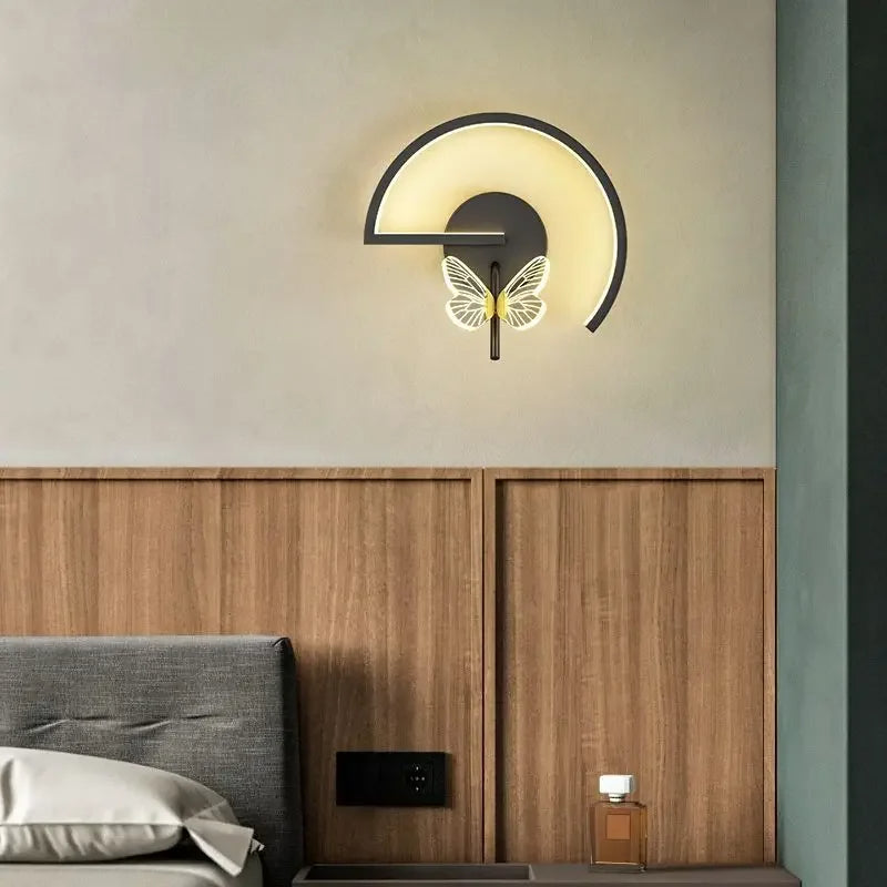 GlowWing | Lampe mit anmutigem Bogen-Design