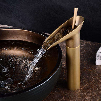 Antiker Wasserfall | Badezimmer Waschbecken Wasserhahn 1
