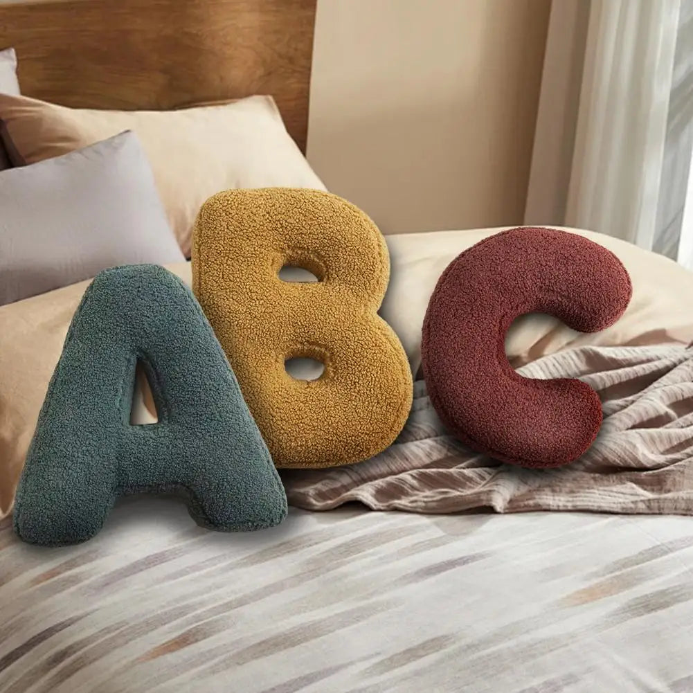 Avenia Samt Kissen A-Z | Dekoratives Wohnaccessoire 1