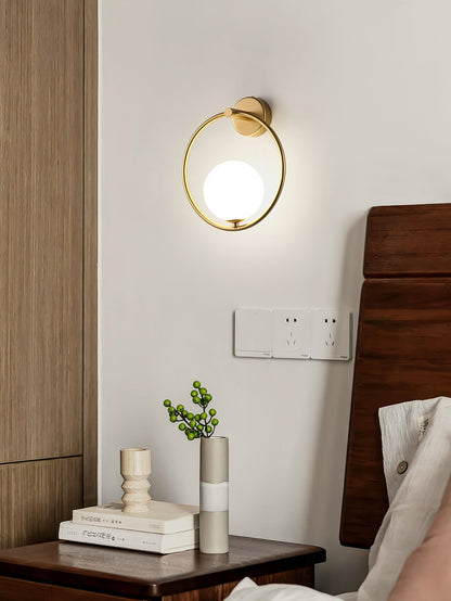 Babette | Moderne Wandleuchte mit Goldfinish 5