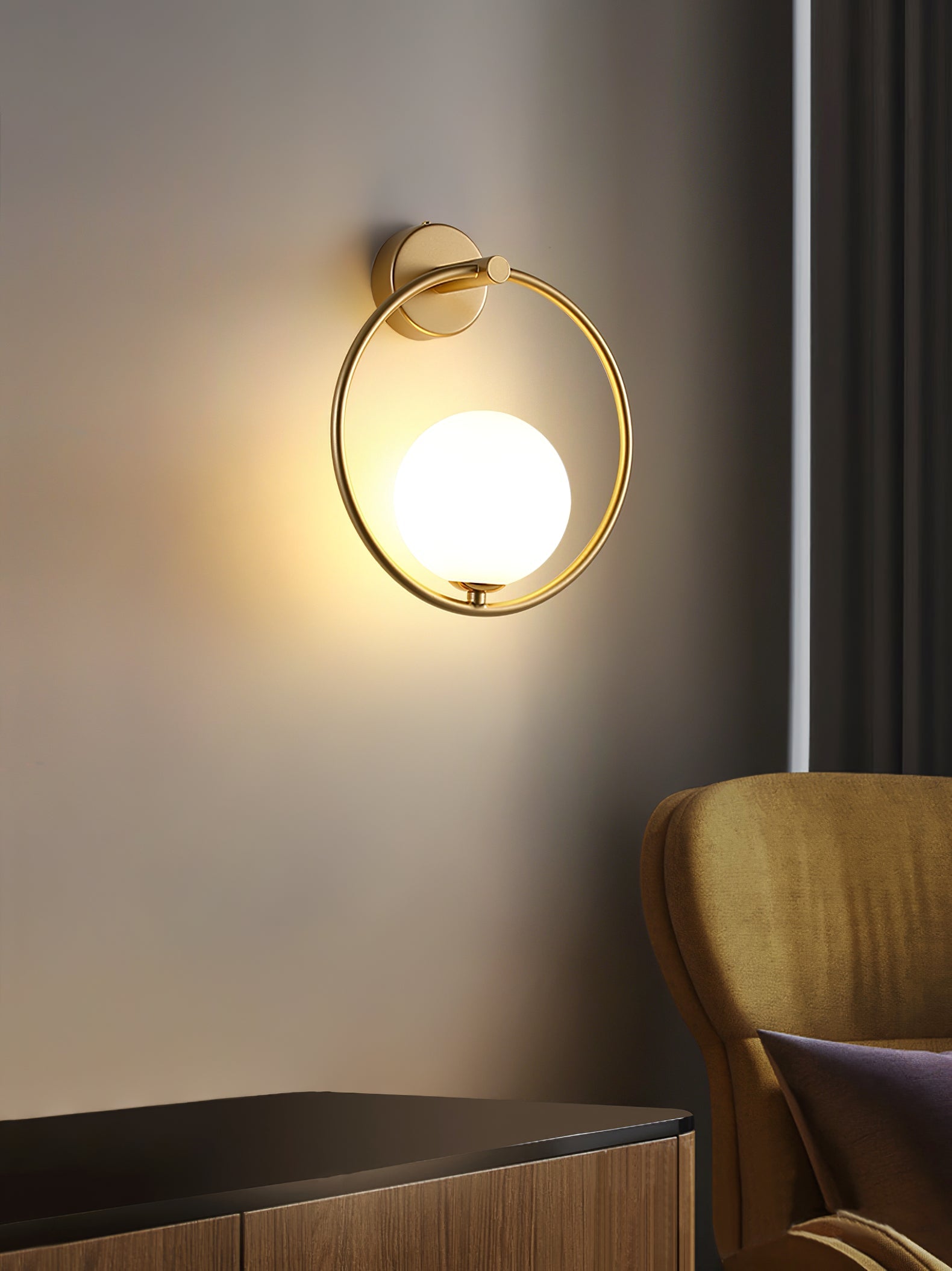 Babette | Moderne Wandleuchte mit Goldfinish 7