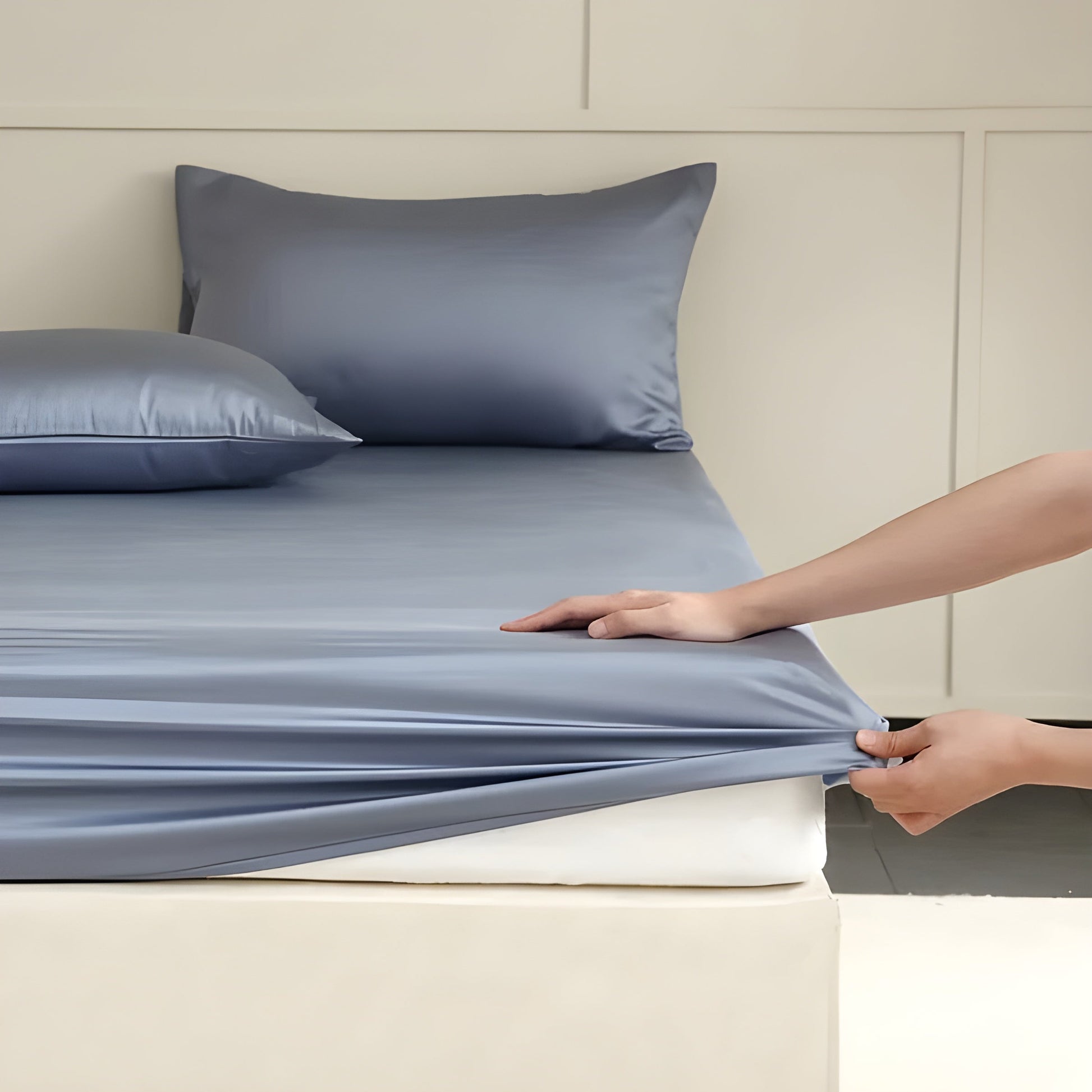 CelesteSilk | Rutschfestes Spannbettlaken 180x200 aus Seide 3