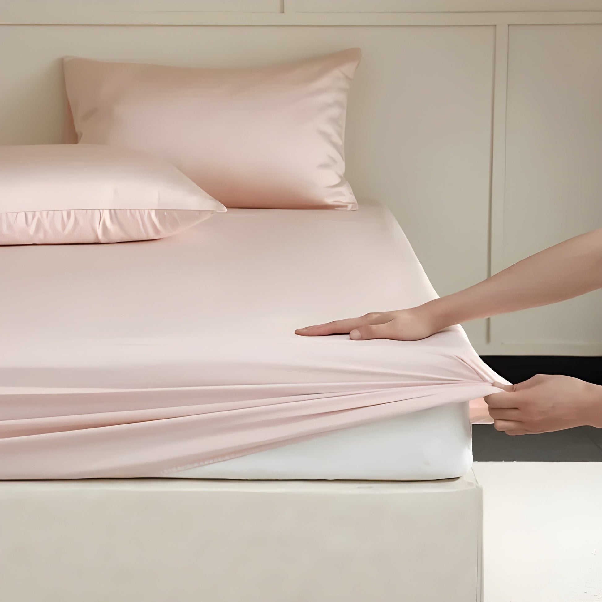 CelesteSilk | Rutschfestes Spannbettlaken 180x200 aus Seide 4