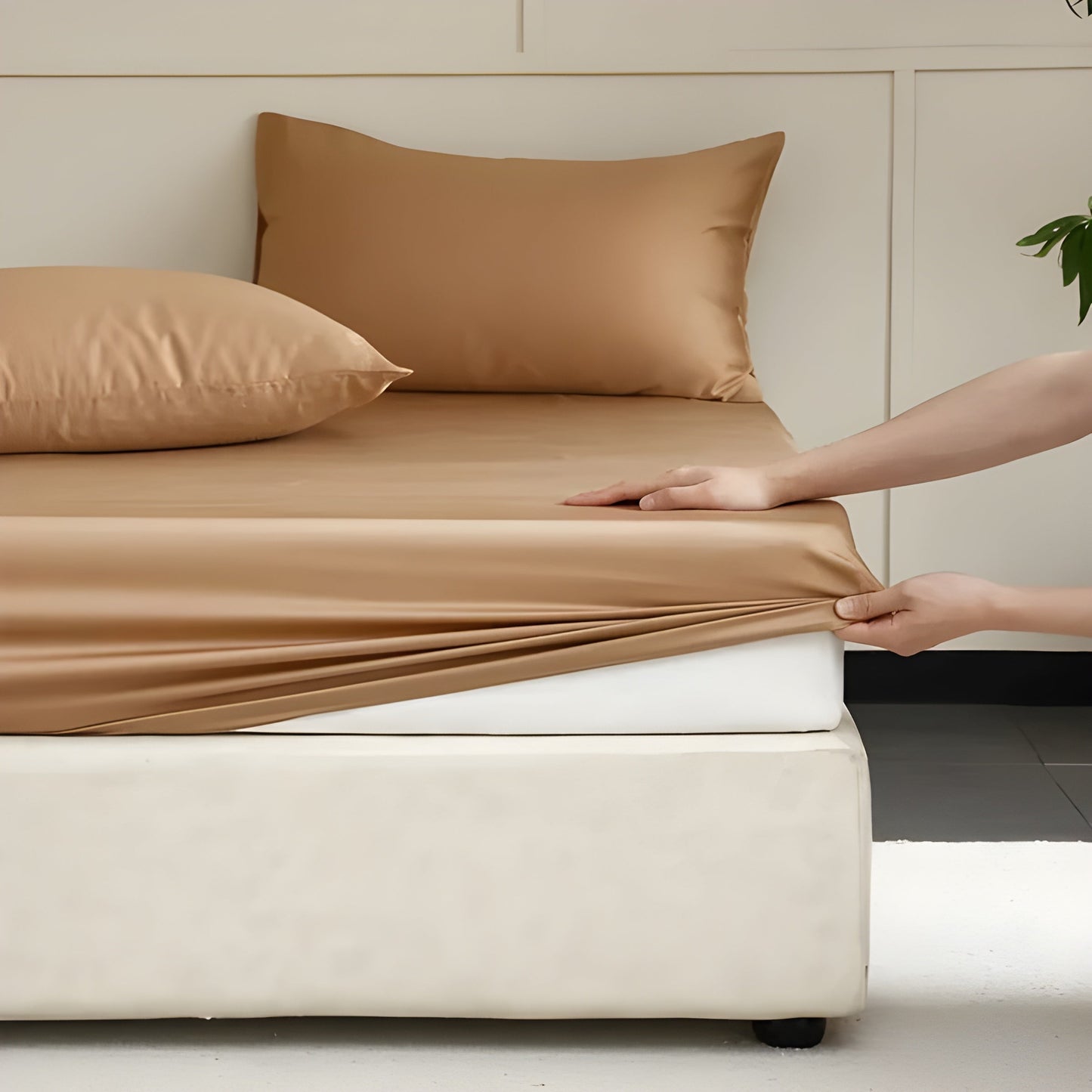 CelesteSilk | Rutschfestes Spannbettlaken 180x200 aus Seide 6