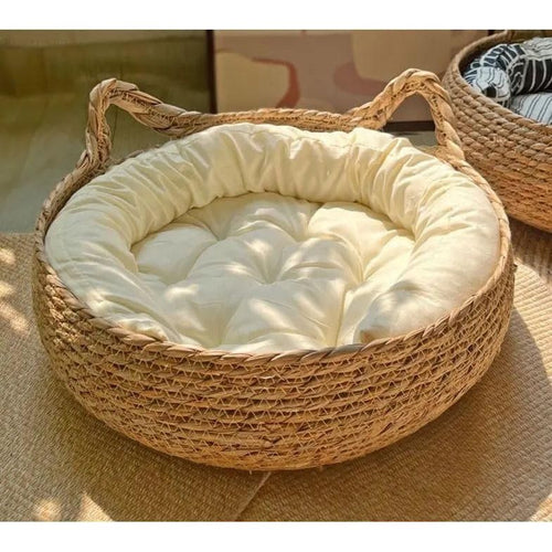 CloudNest | Katzenkörbchen aus Bambus mit Kuschelkissen 0