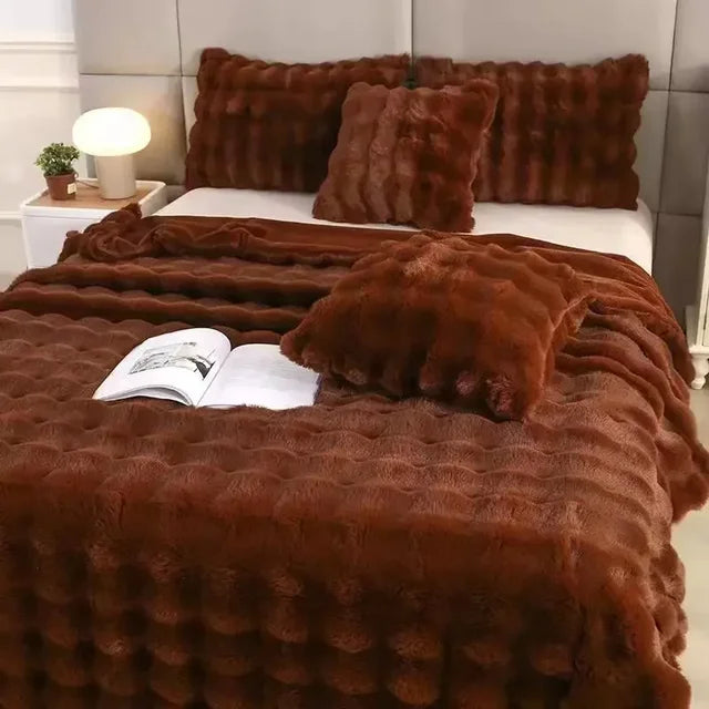 Colin Plüschdecke | Winter Luxe und Superweich 9