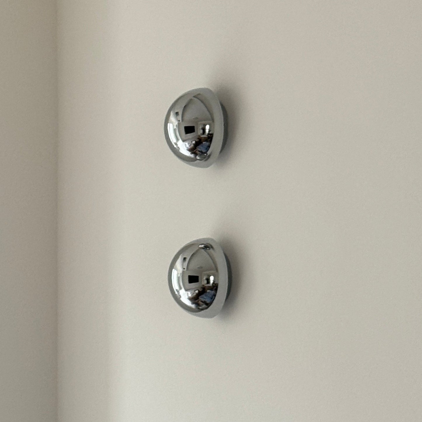 Eclipse | Runde Wandleuchte mit modernem Design 3