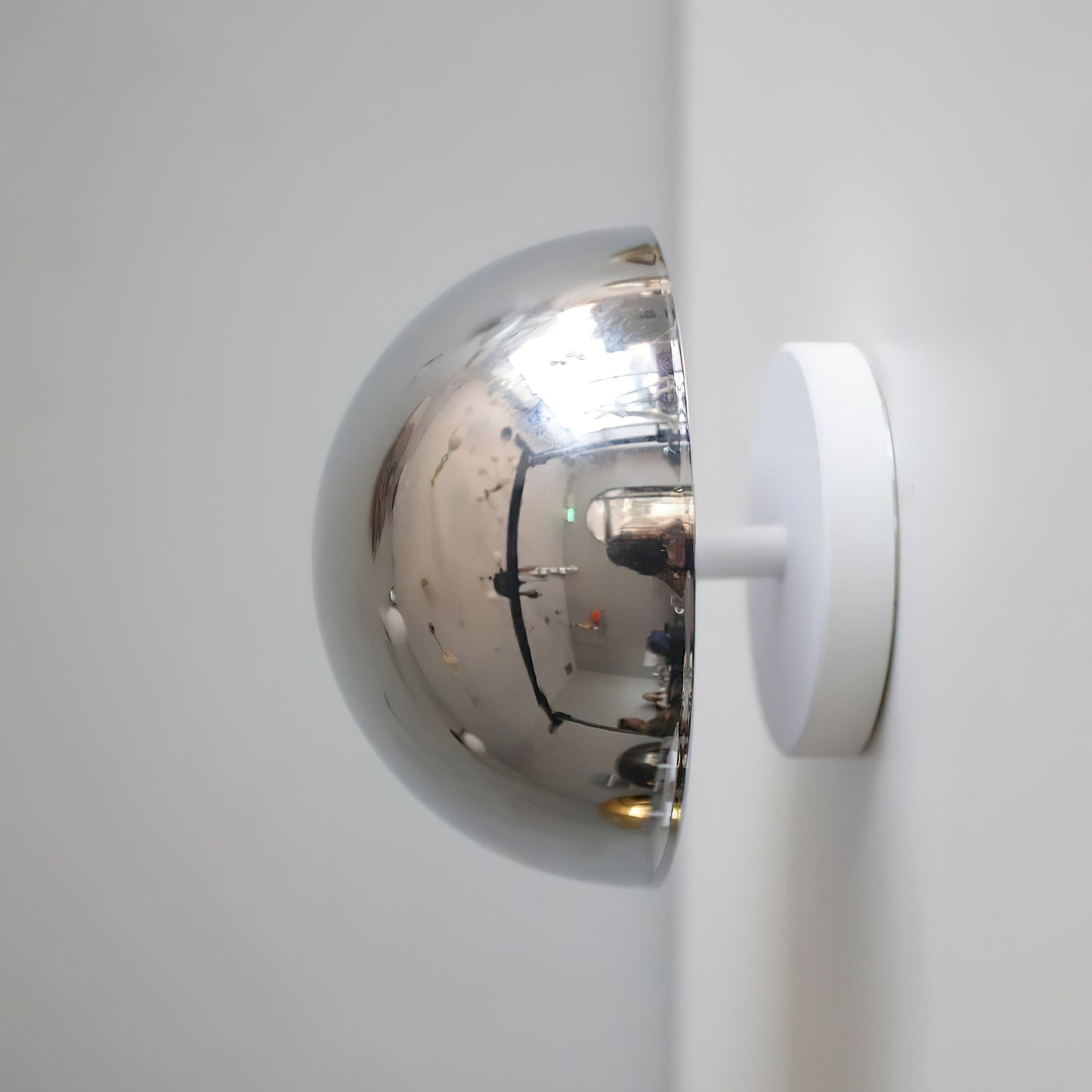 Eclipse | Runde Wandleuchte mit modernem Design 7