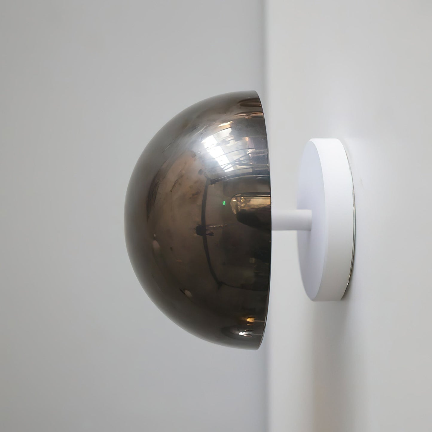 Eclipse | Runde Wandleuchte mit modernem Design 8