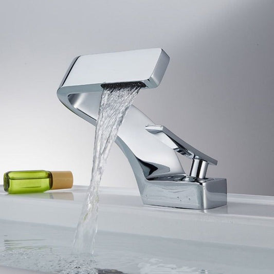 Everest | Moderner Wasserhahn für Badarmaturen und Küchenarmaturen 0