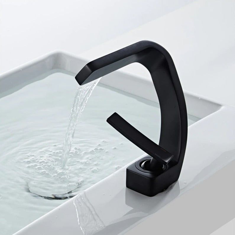 Everest | Moderner Wasserhahn für Badarmaturen und Küchenarmaturen 5