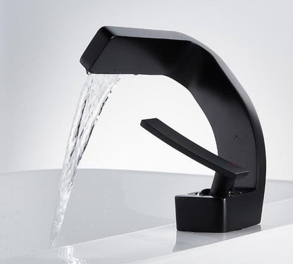 Everest | Moderner Wasserhahn für Badarmaturen und Küchenarmaturen 6