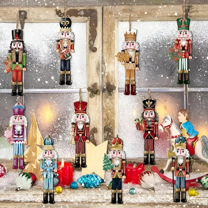 Handgefertigte Nussknacker Figuren | 12er Set Holz Deko 2