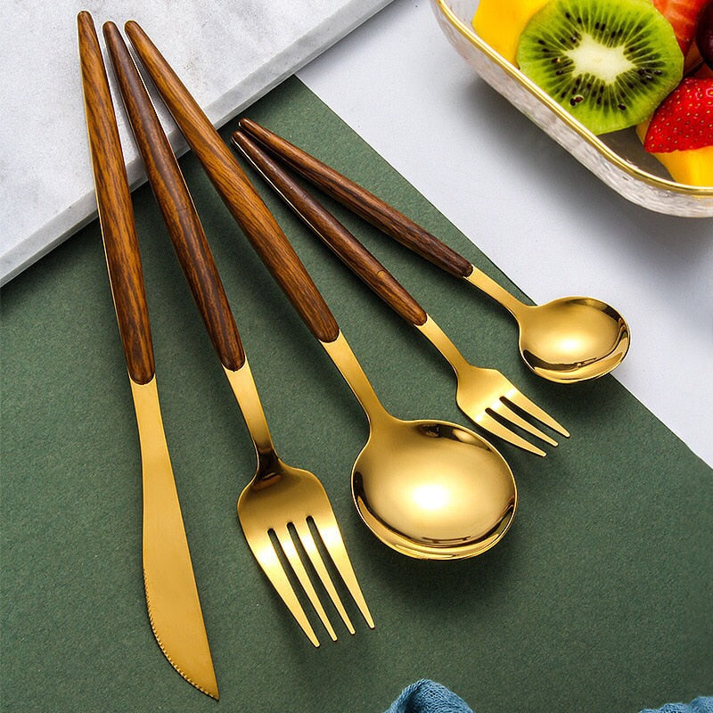 Holzgriff-Besteckset | Elegantes Essbesteck für jeden Anlass 1