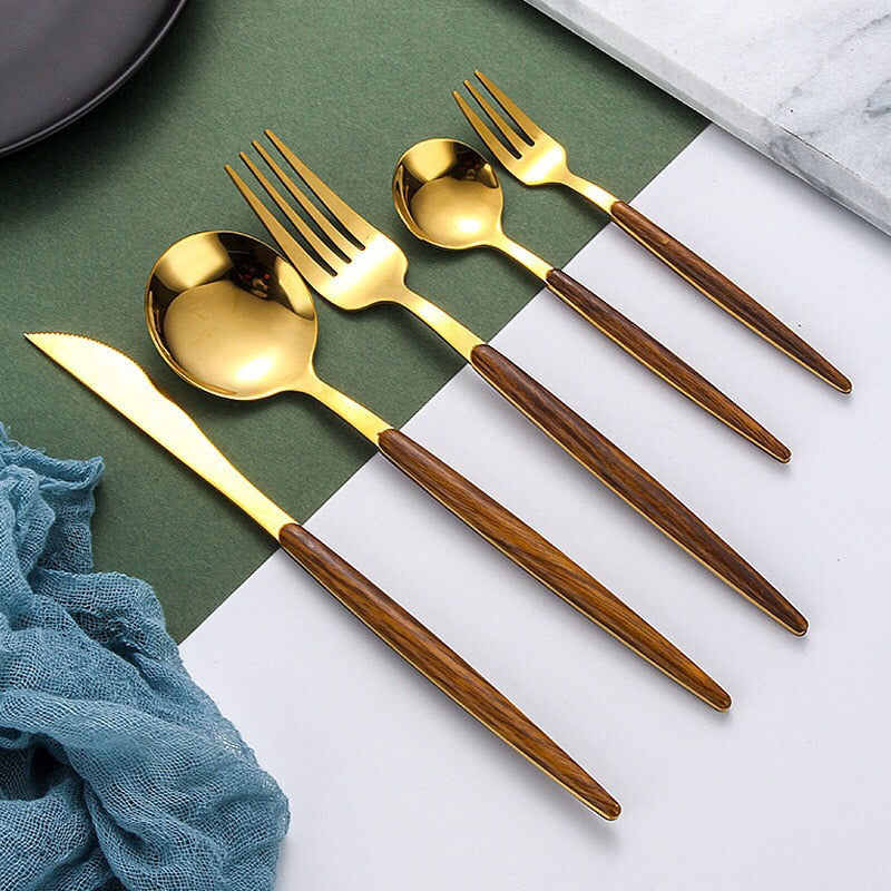 Holzgriff-Besteckset | Elegantes Essbesteck für jeden Anlass 2