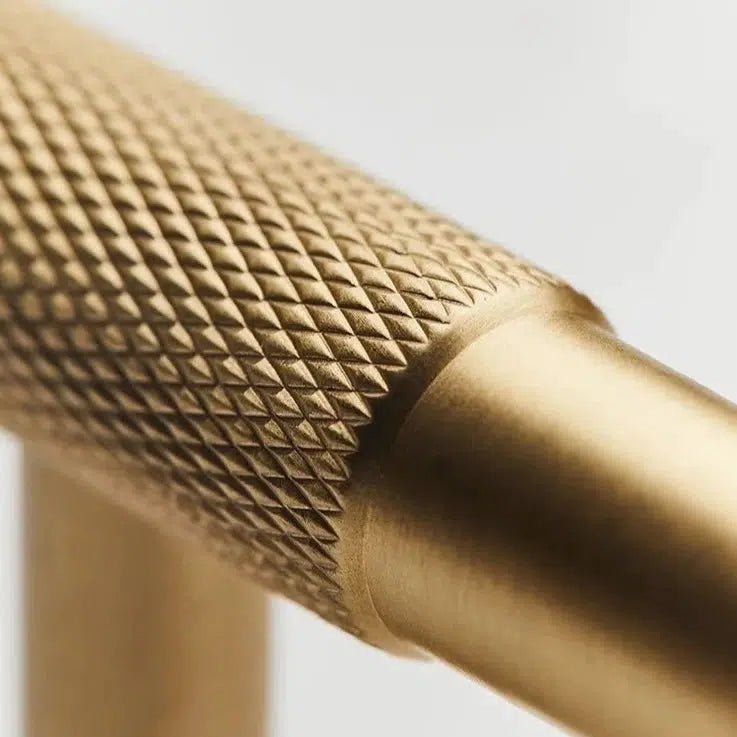 Knurled Tipps | Möbelgriff aus Messing für Küchenschränke 5