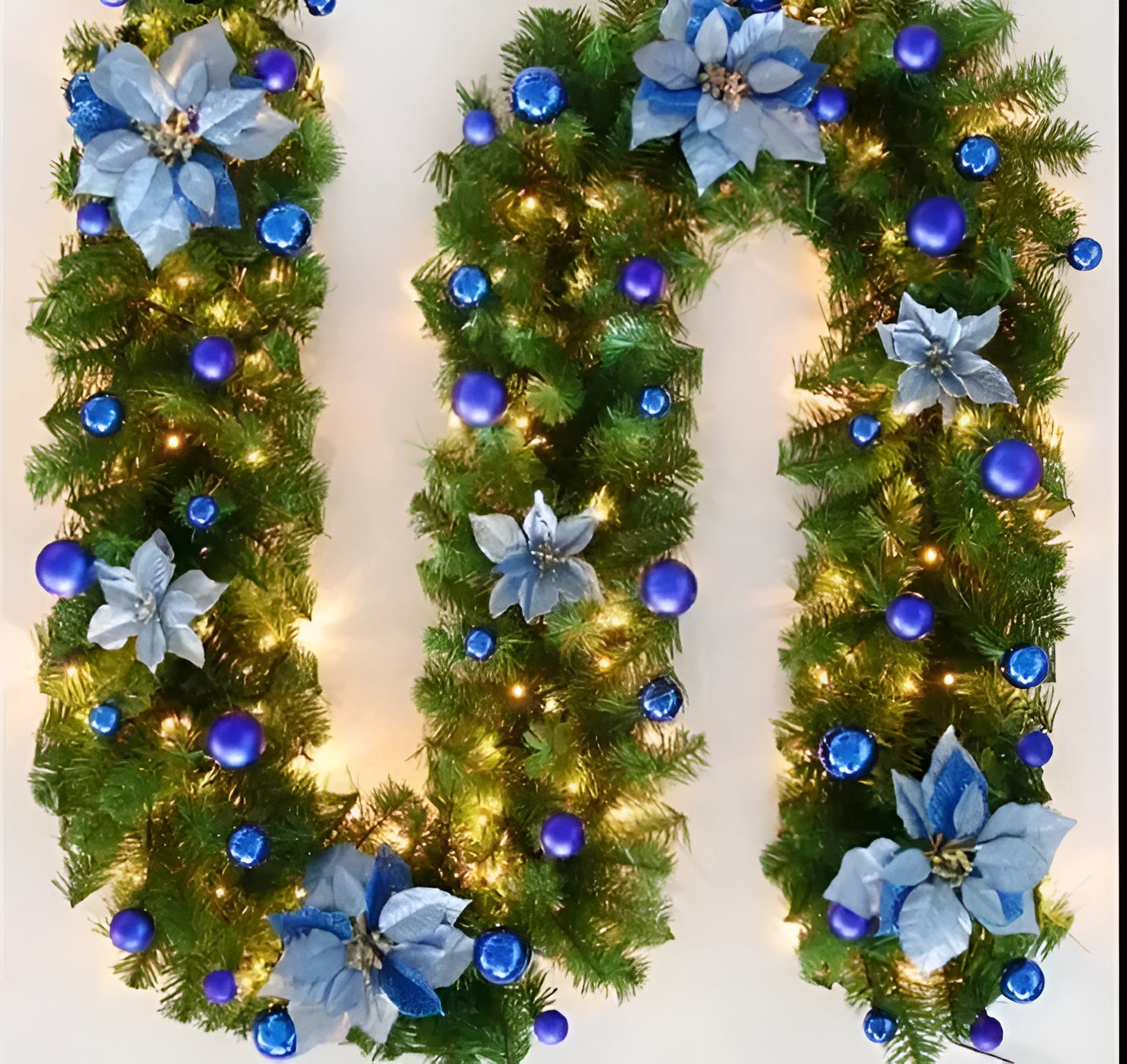 LED Weihnachtsgirlande | Rattan Dekoration für Treppen & Kamin 5