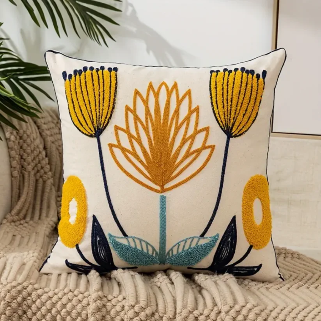 Loxi | Dekoratives Kissen mit Blumendruck 45x45 cm 1