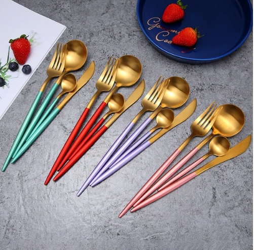 Luxuriöses Besteckset Gold-Silber | 24-teilig Edelstahl Besteck 1