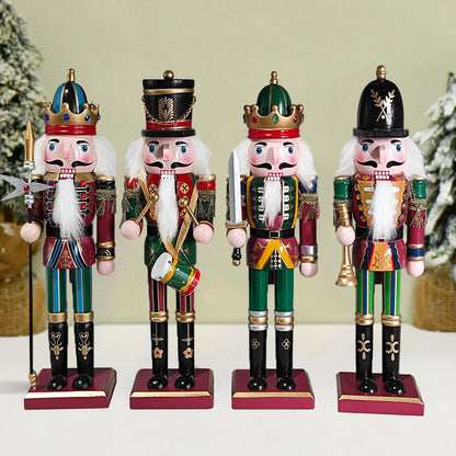 Nussknackerfigur | Klassische Weihnachtsdekoration aus Harz 0