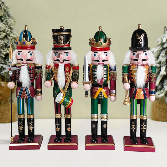 Nussknackerfigur | Klassische Weihnachtsdekoration aus Harz 0