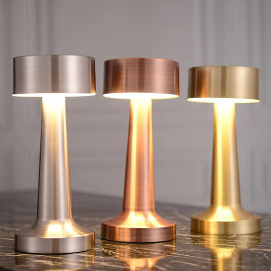 Vintique | Vintage-Design in elegantem Gold für stilvolle Akzente